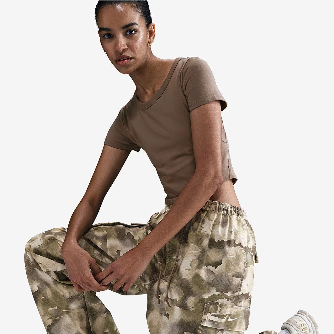 Nike Sportswear Women's Mid-Rise Oversized Camo Cargo Trousers