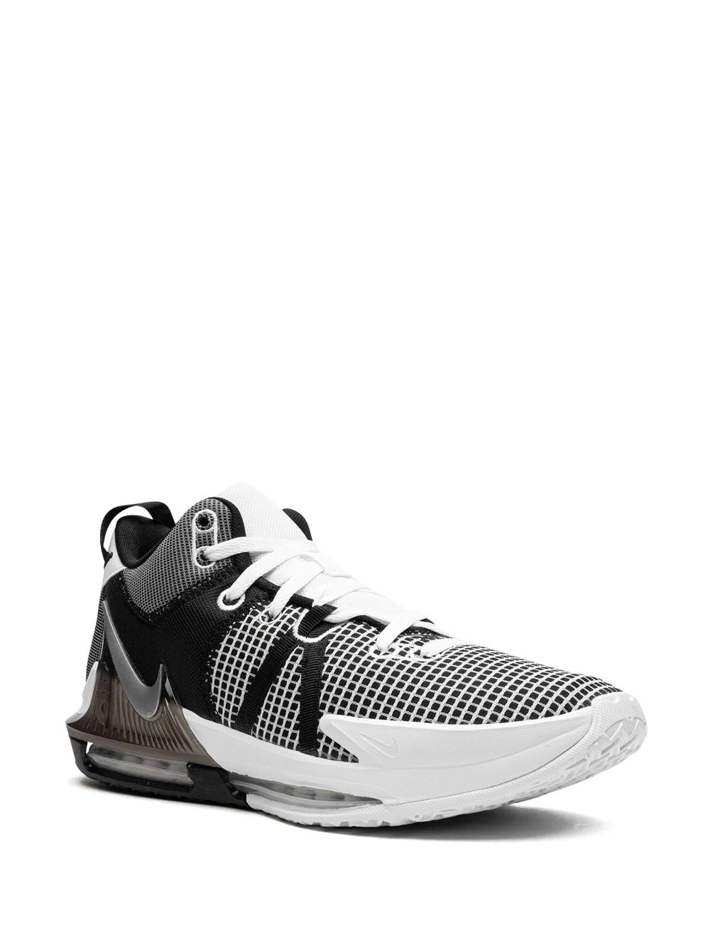 Nike LeBron "Witness VII"