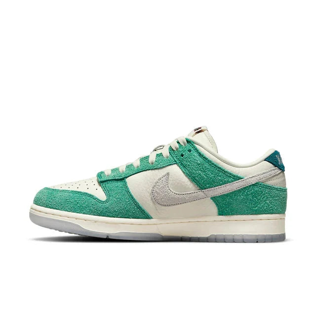 Nike x Kasina Dunk Low 'Road Sign'
