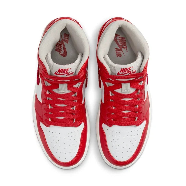 Air Jordan 1 High OG Women's 'Newstalgia Chenille'