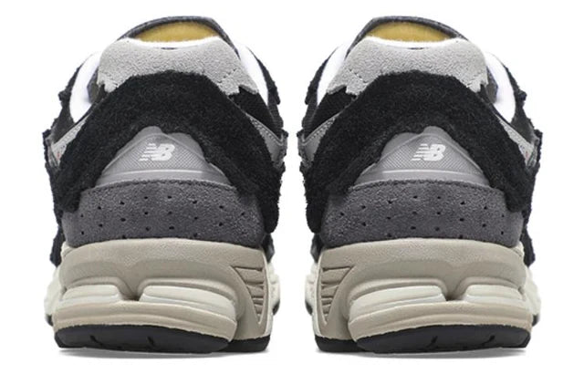 New Balance 2002R 'Protection Pack - Black Grey'