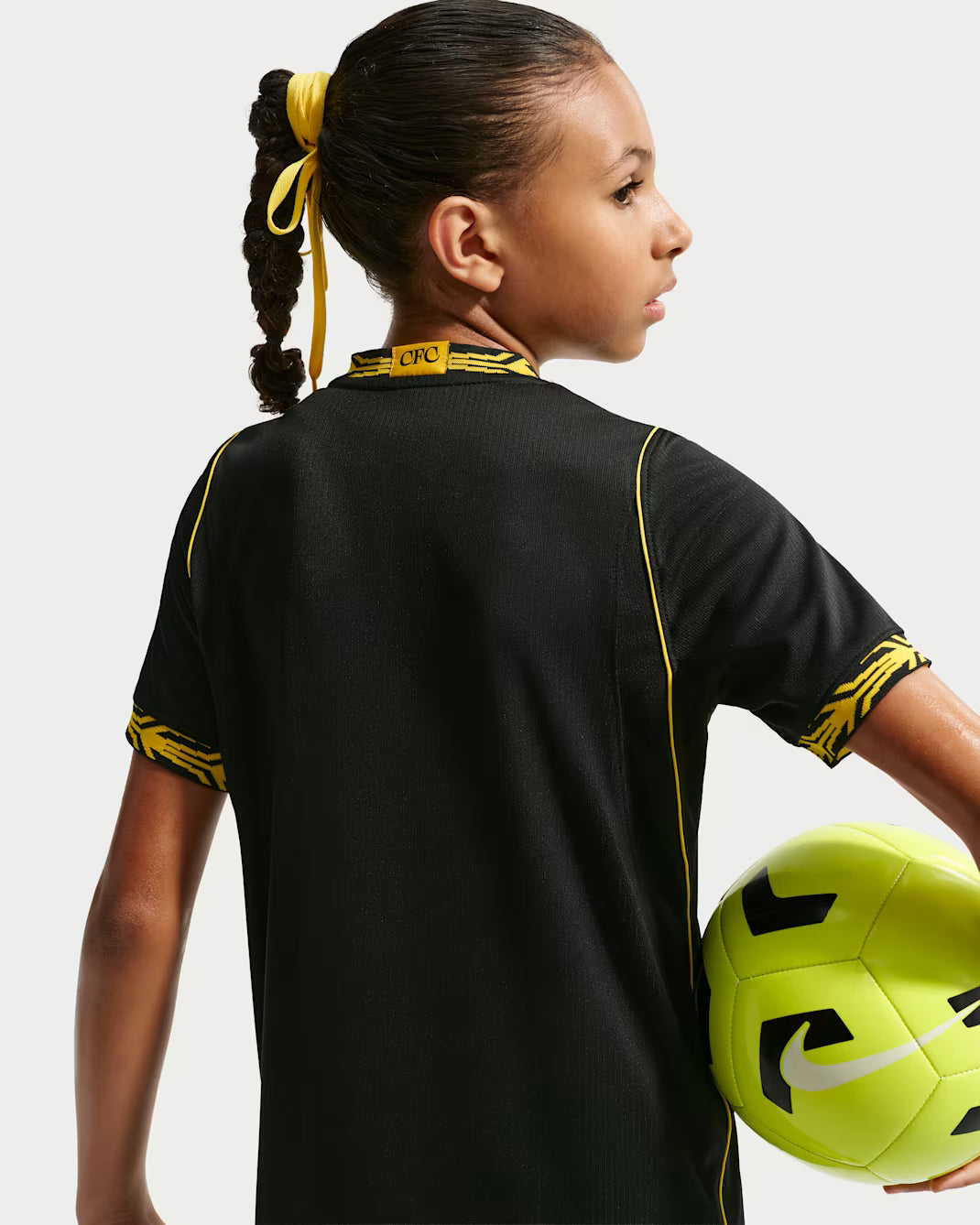 Nike Chelsea F.C. 2026/27 Older Kids Away Dri-FIT Shirt