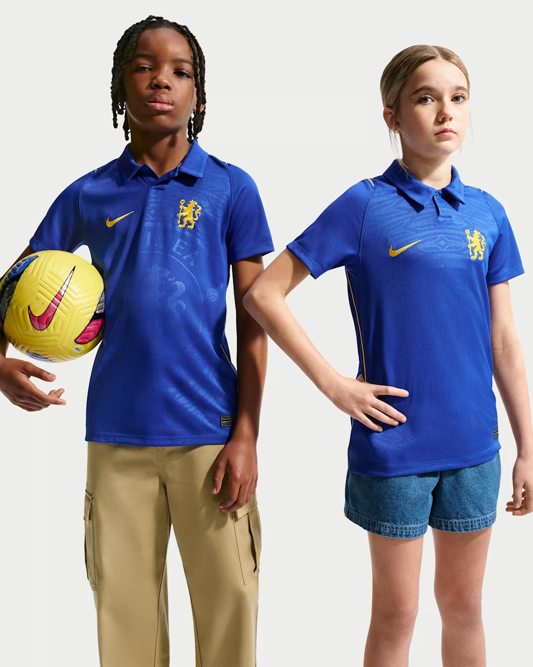 Nike Chelsea F.C. 2026/27 Older Kids Home Dri-FIT Shirt