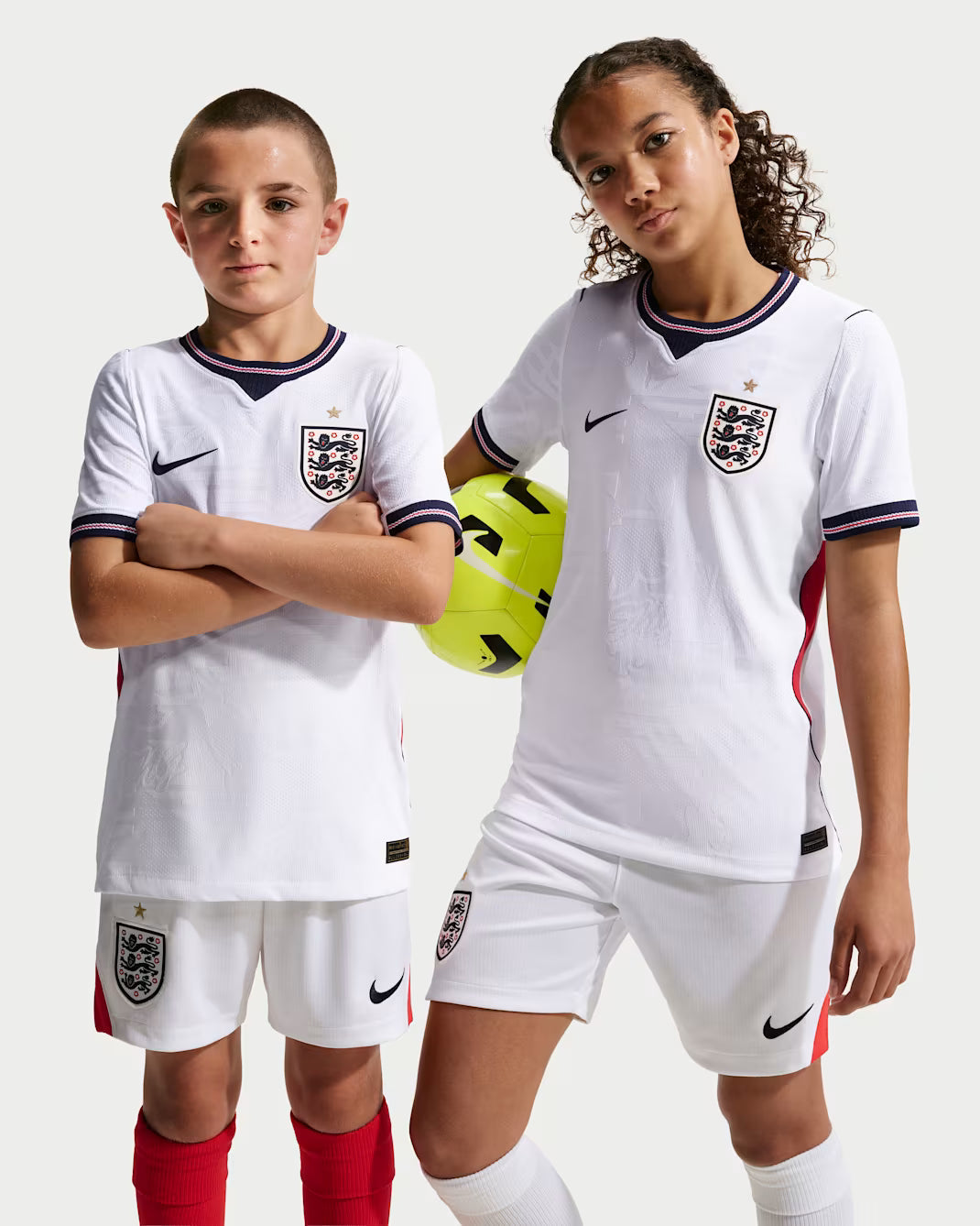 Nike England Older Kids' 2026 Home Dri-FIT Football Shirt