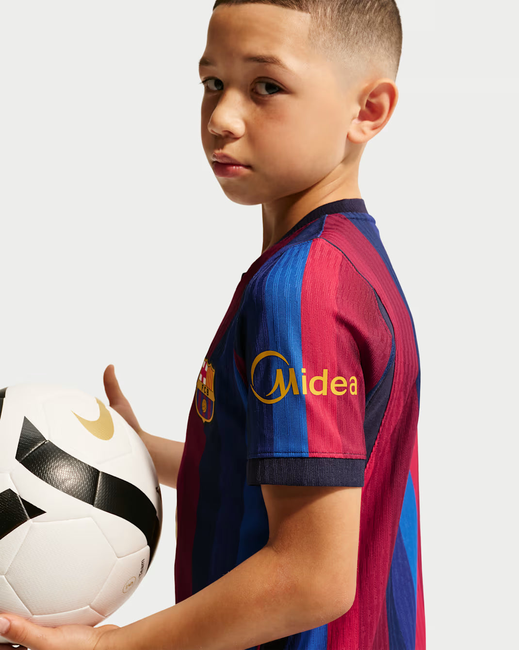 Nike F.C. Barcelona 2026/27 Older Kids Home Dri-FIT Shirt