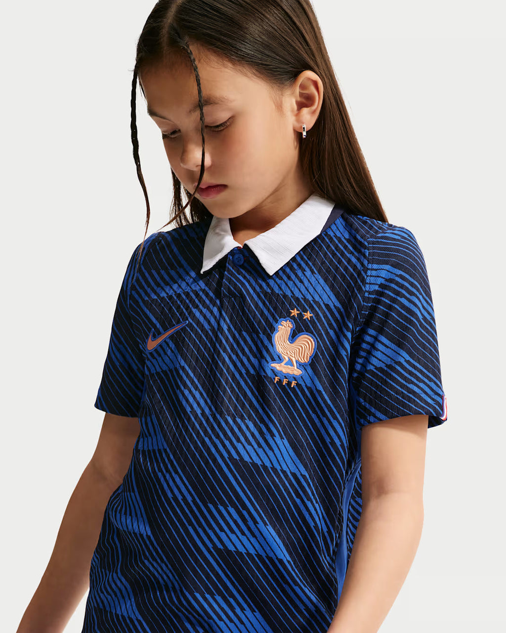 Nike France Older Kids' 2026 Home Dri-FIT Football Shirt