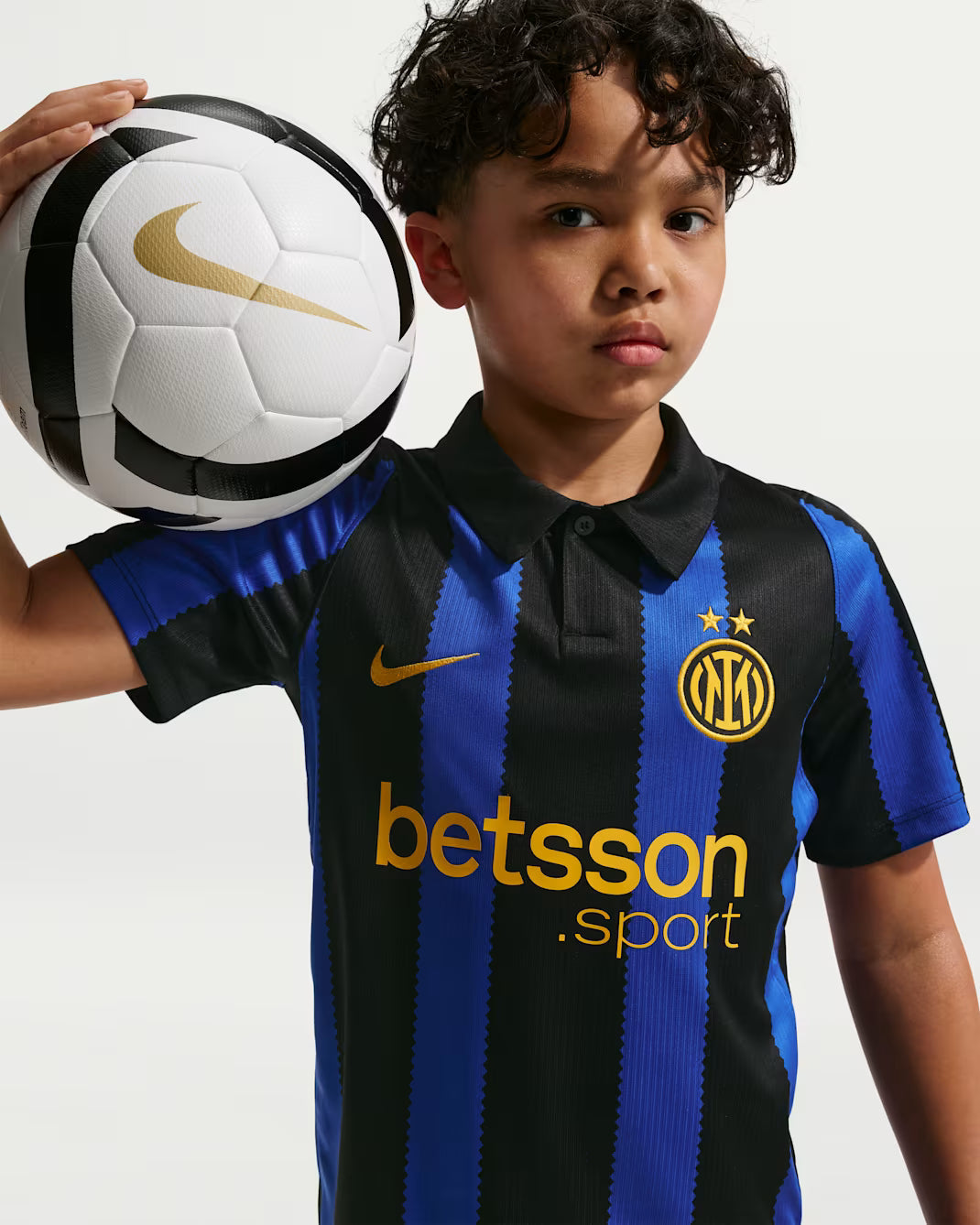Nike Inter Milan 2026/27 Older Kids' Home Dri-FIT Football Shirt