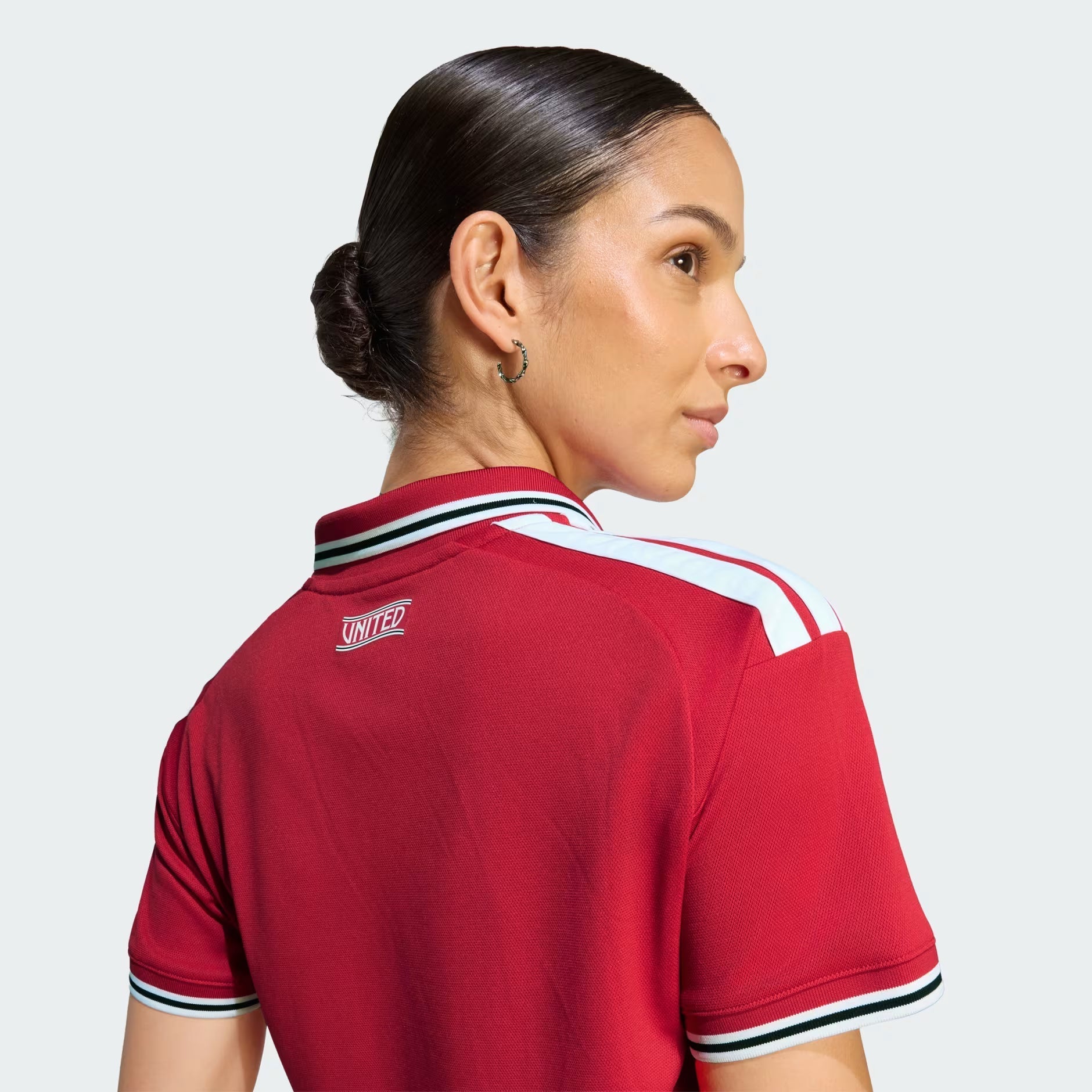 Adidas Manchester United 26/27 Women's Home Cropped Jersey