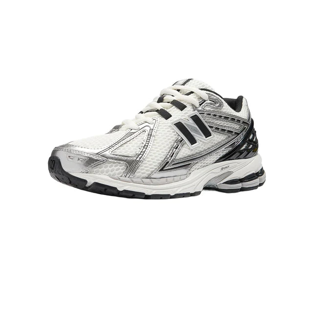 New Balance Women's 1906R 'Silver Black'