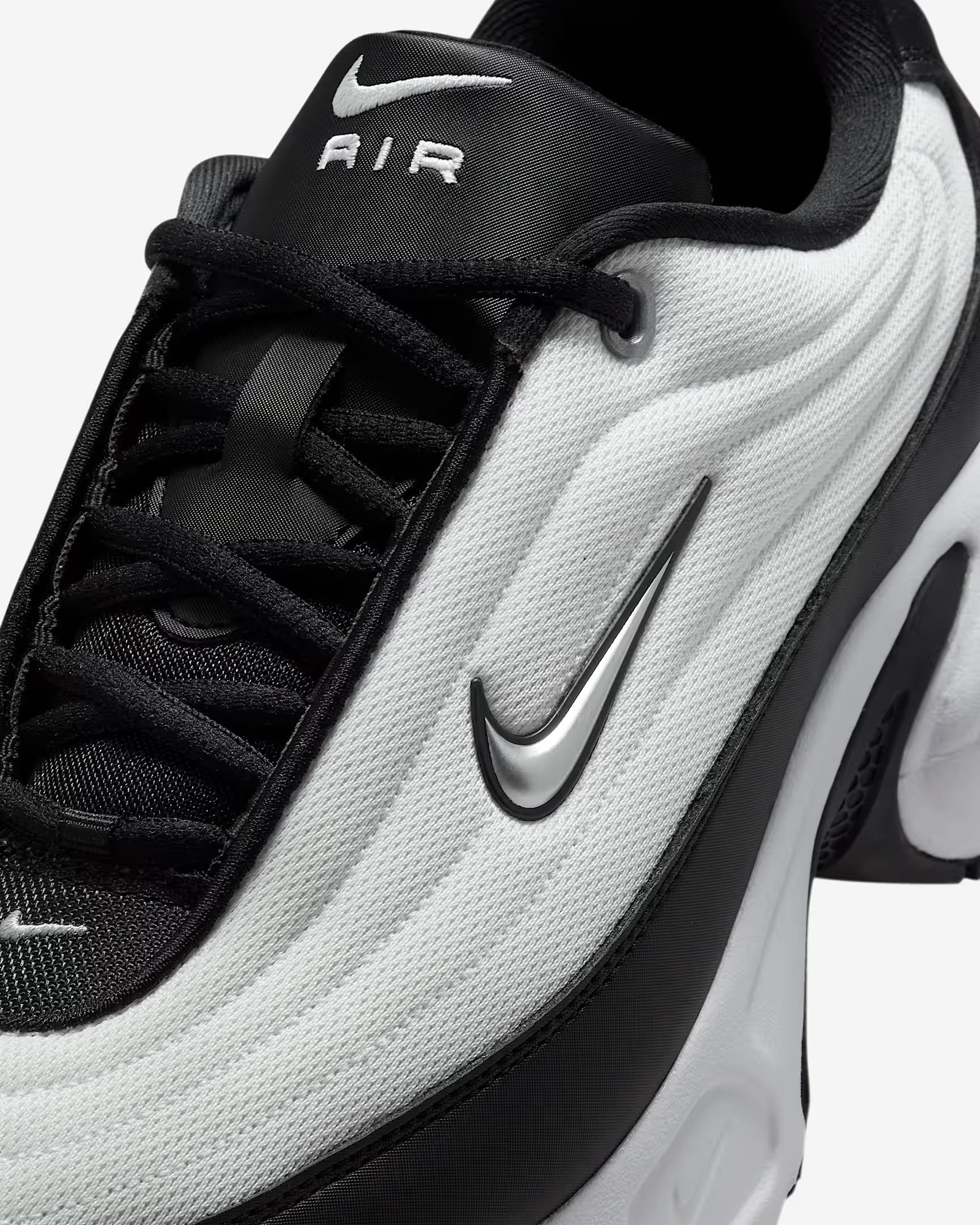 Nike Women's Air Max Portal