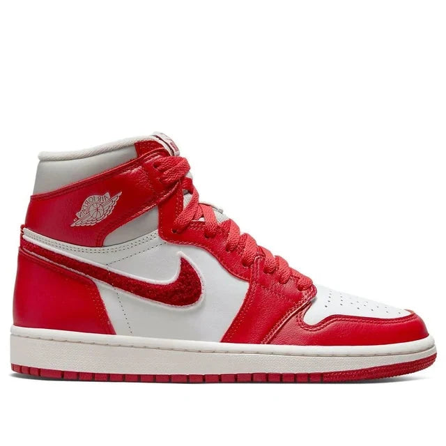 Air Jordan 1 High OG Women's 'Newstalgia Chenille'