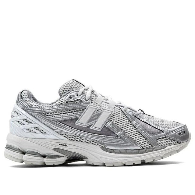 New Balance Women's 1906R 'Silver'