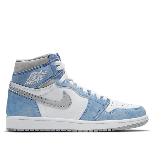 Air Jordan 1 Retro High OG 'Hyper Royal Light Smoke Grey'